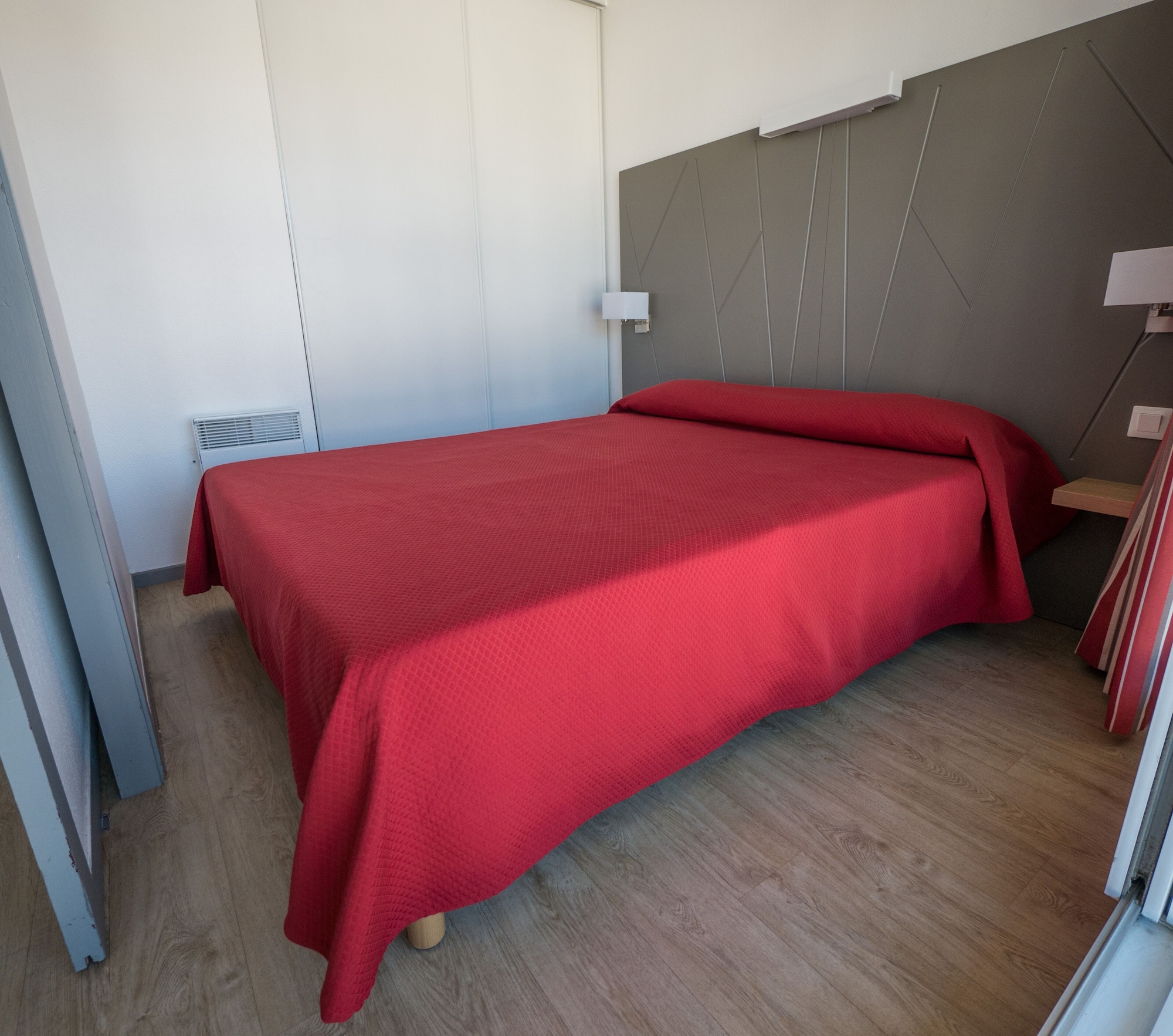 Studio, Pool or Harbor View, Sofa