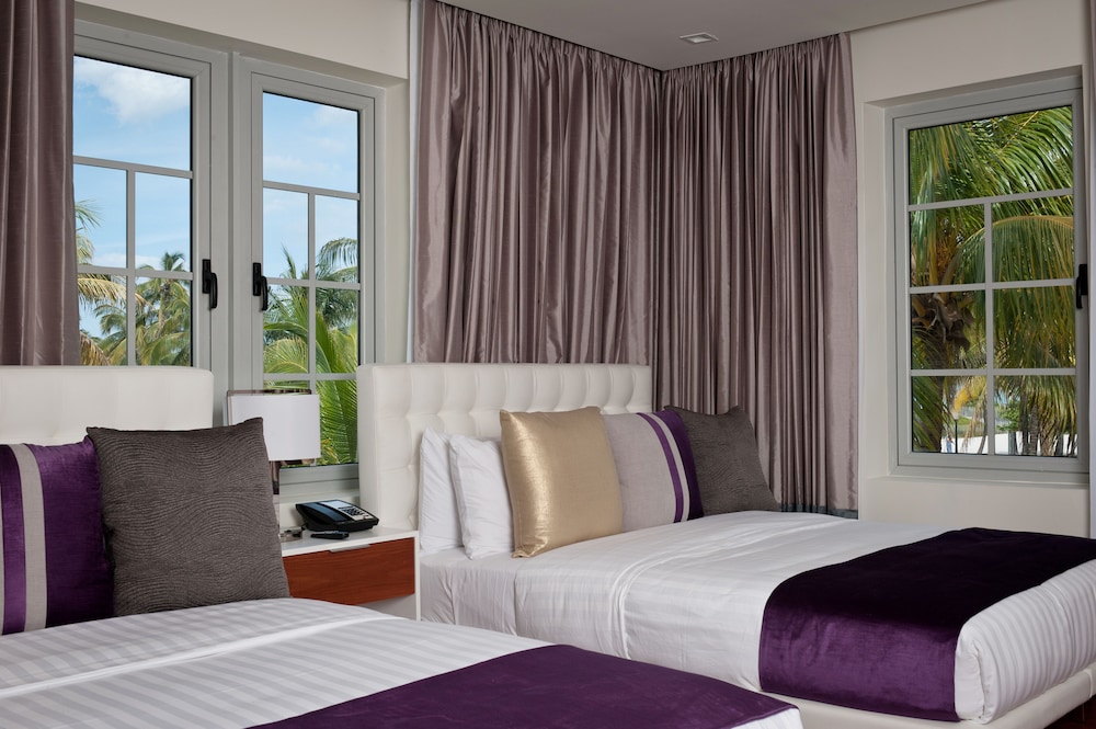Leslie Hotel Ocean Drive 26/66