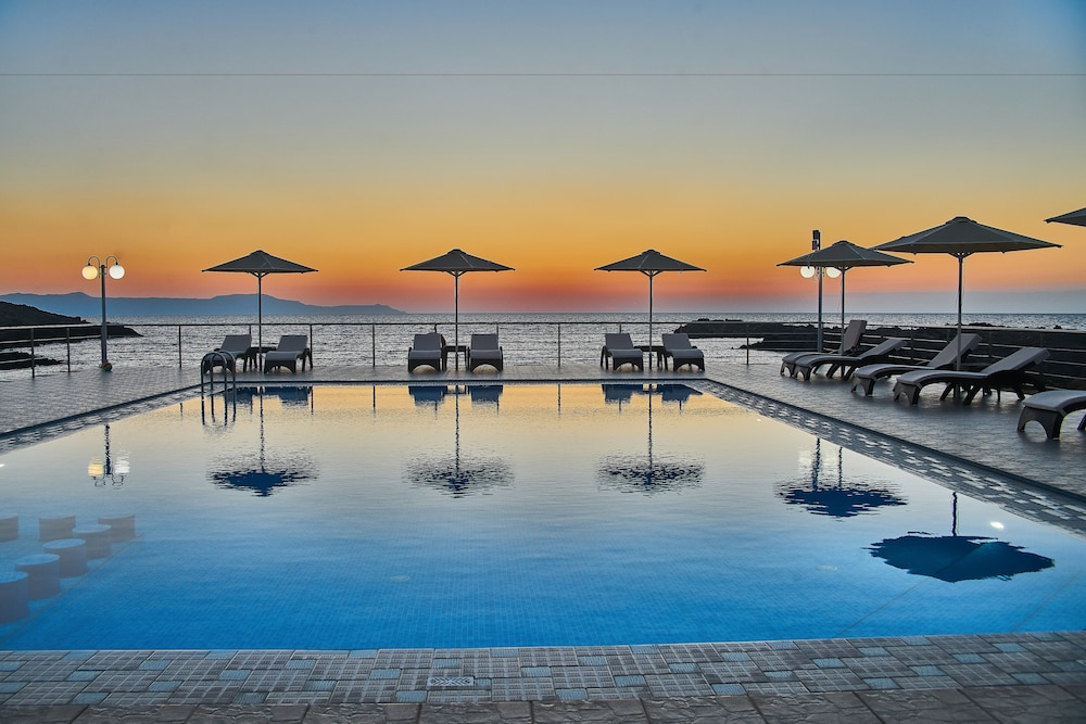 Nanakis Beach Apartments 30/36