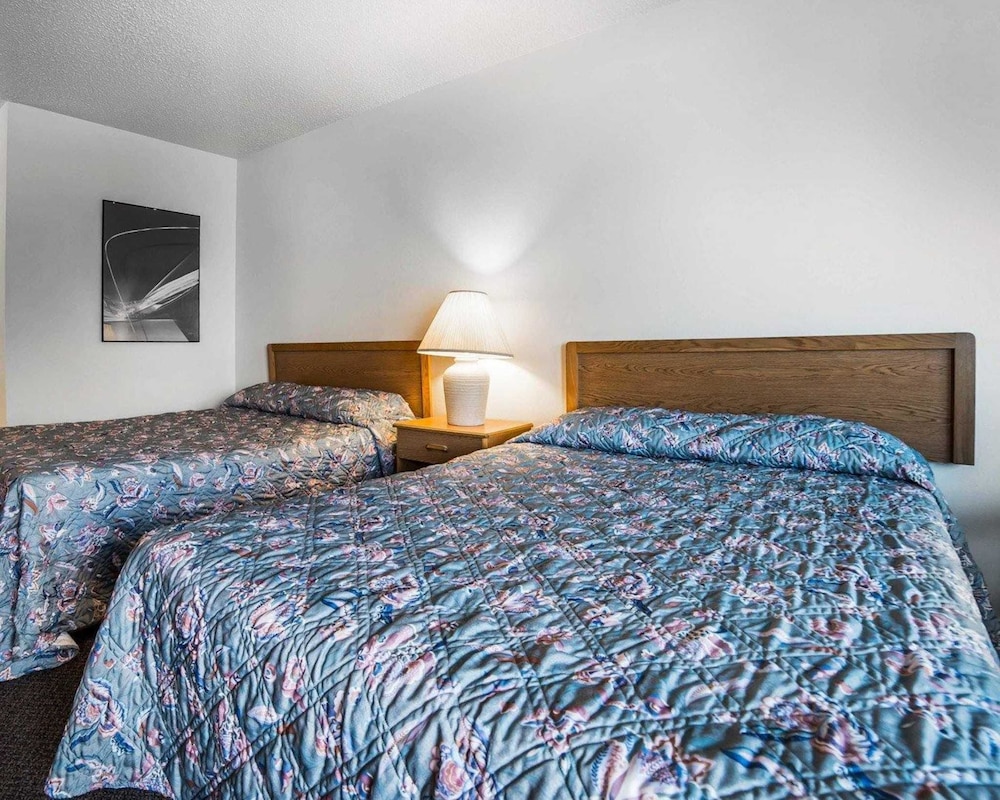 Rodeway Inn & Suites Arlington OR 18/29