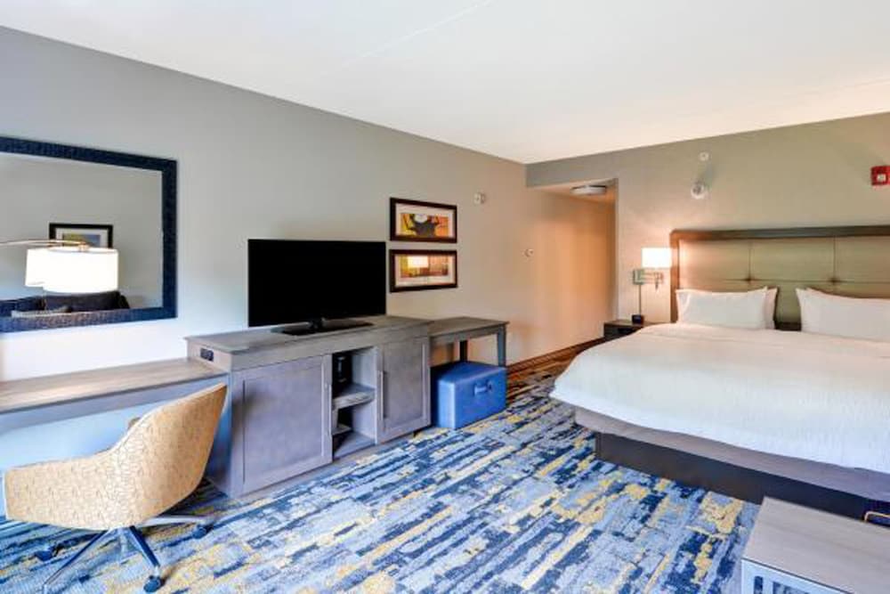 Hampton Inn Kennesaw 12/44
