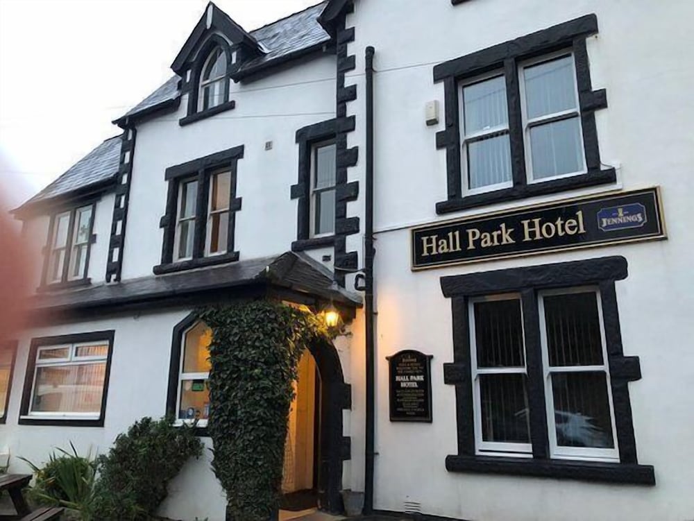 The Hall Park Hotel 1/15
