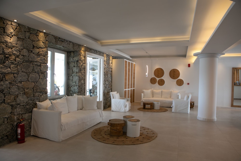 Acrogiali Beach Hotel 41/70