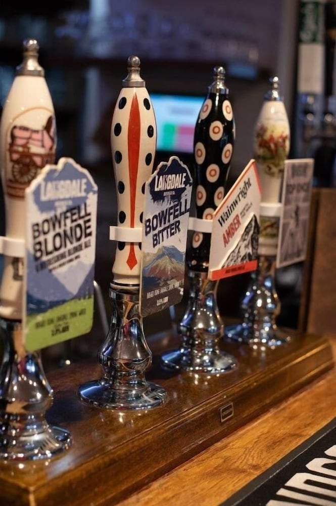 The Brown Horse Inn 20/50