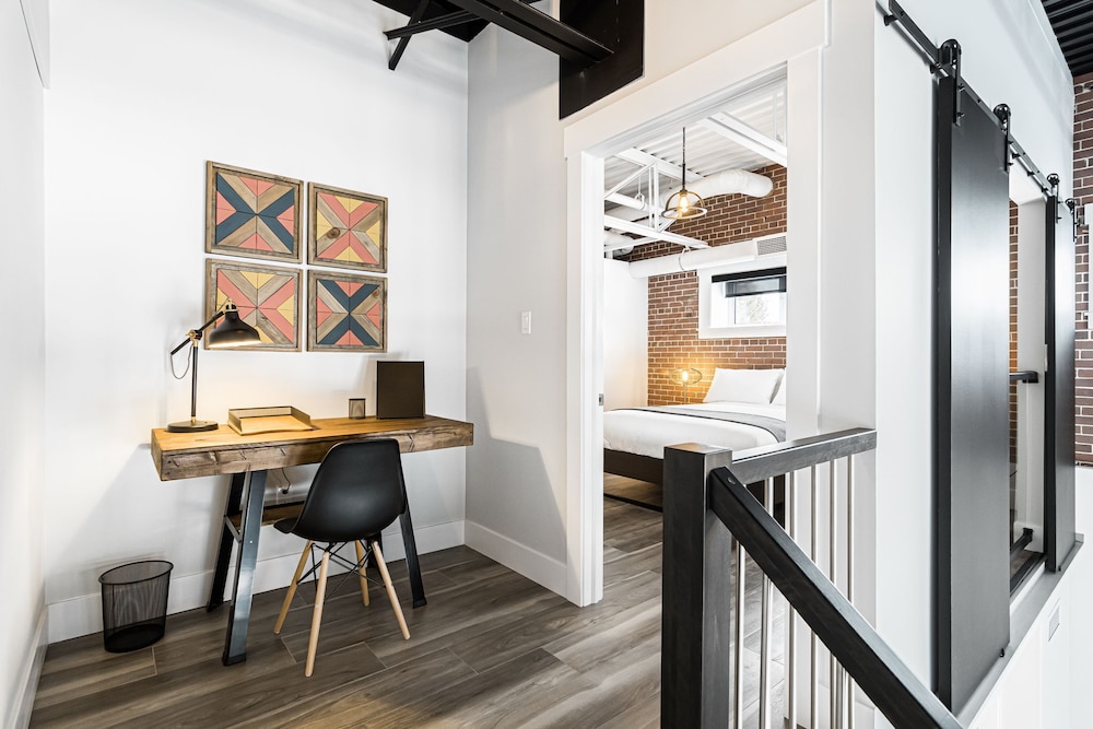 Station 1 - Suites Boutique Hotel 33/50