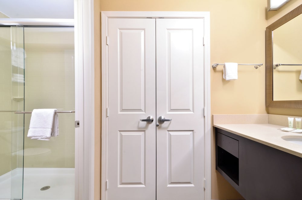 Staybridge Suites Tomball - Spring Area 44/44