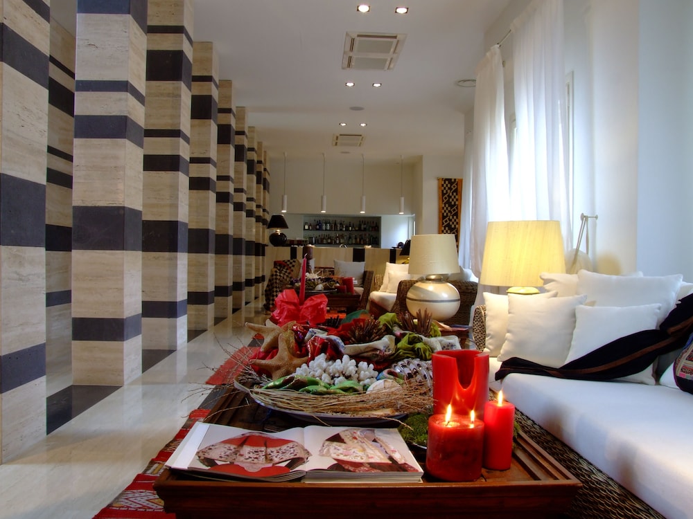 Tarthes Hotel 45/72