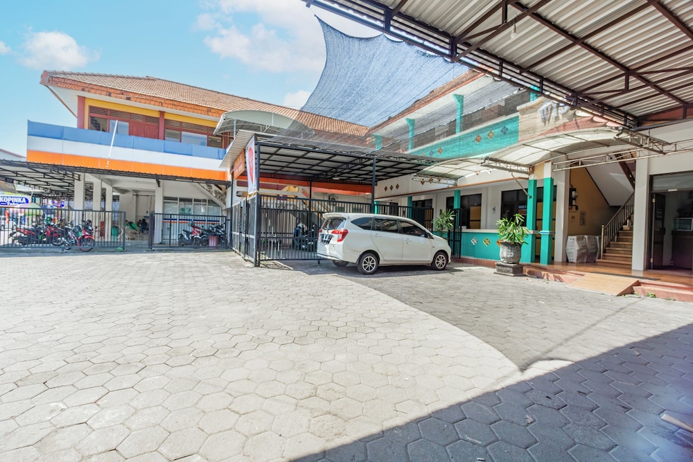 Hotel O Central Madiun Near Stasiun Kota Madiun 31/36