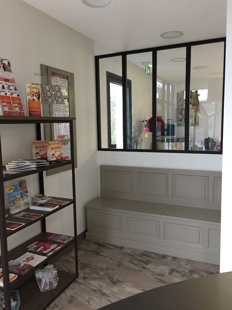 Kyriad Direct La Rochelle Sud Aytre 8/55