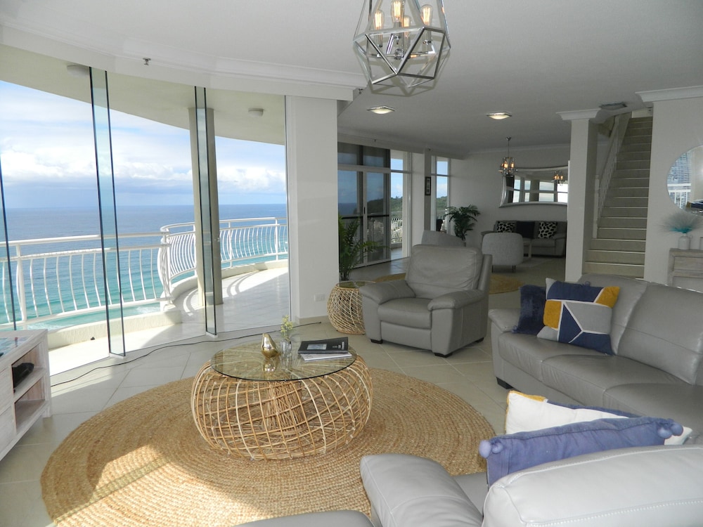 2ND AVENUE BEACHSIDE APARTMENTS 45/73