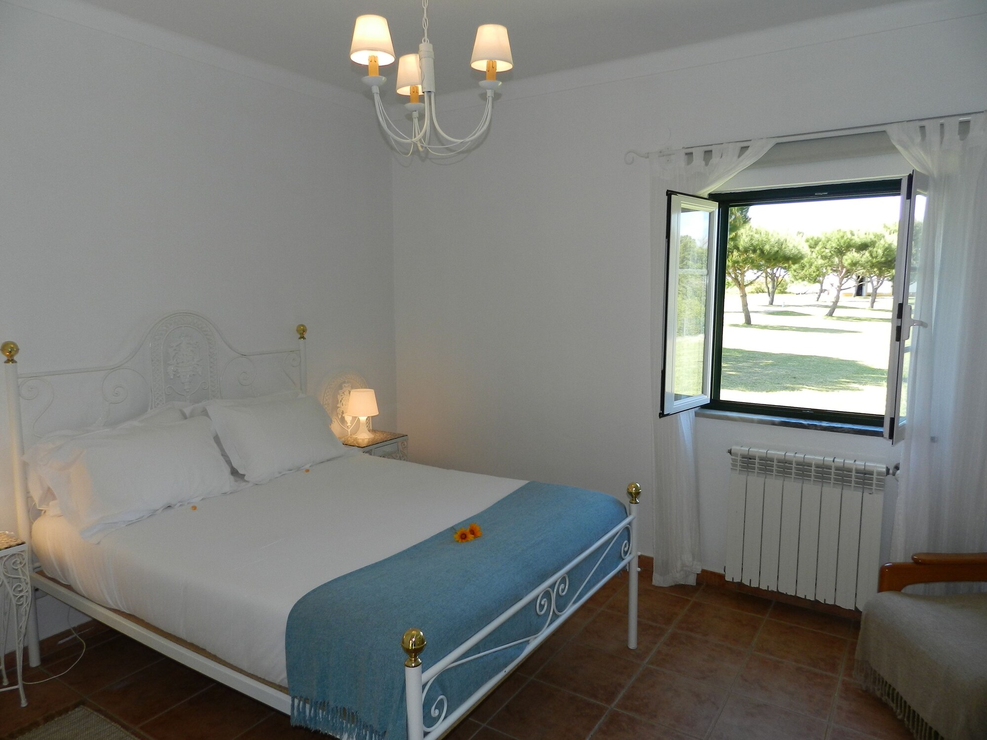 Classic, Double Bed, Garden View, Ground Floor
