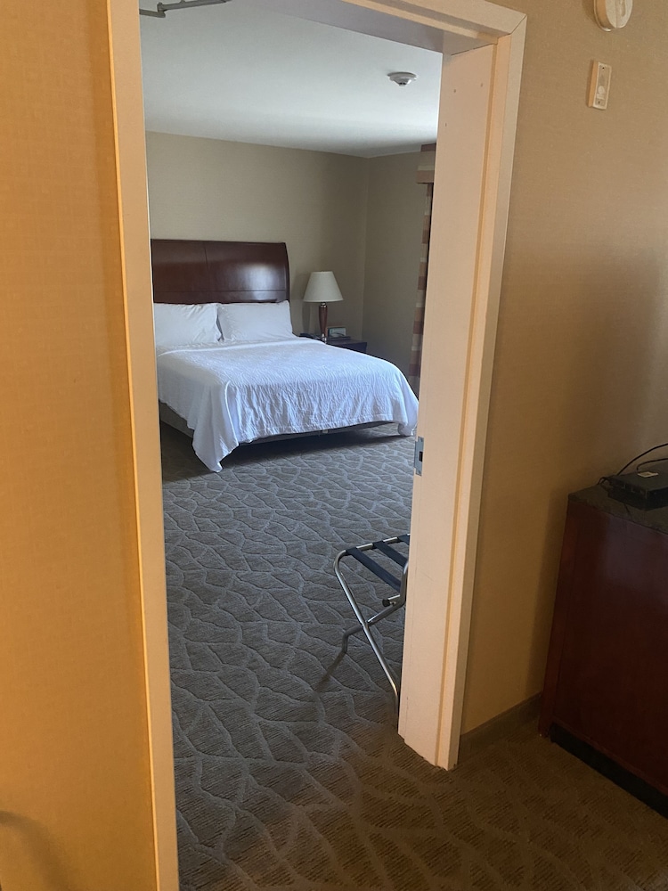 Hilton Garden Inn Palmdale 18/64