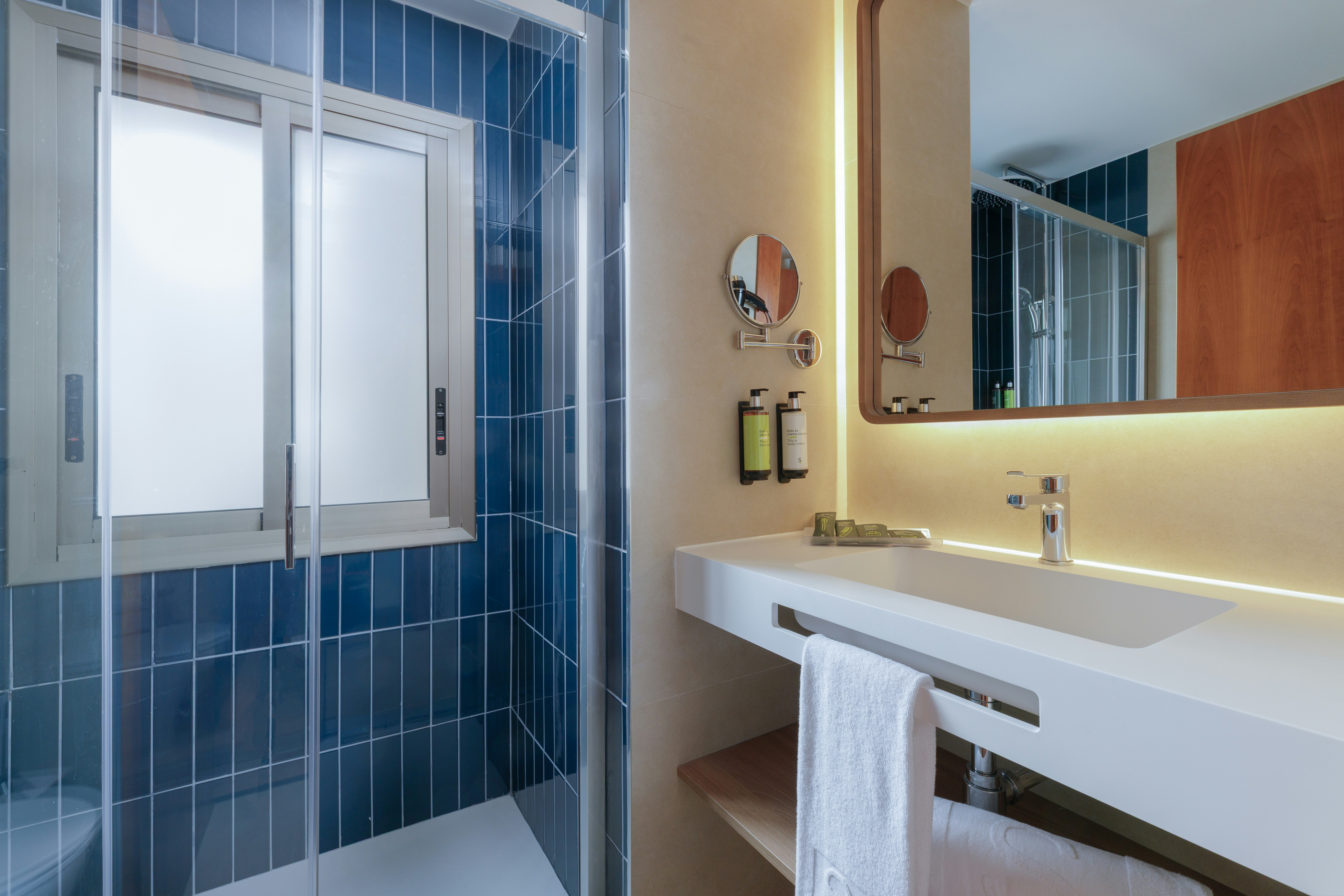غرفة كلاسيكية بسرير مزدوج بشرفة، Kalma Sitges Hotel 4/5