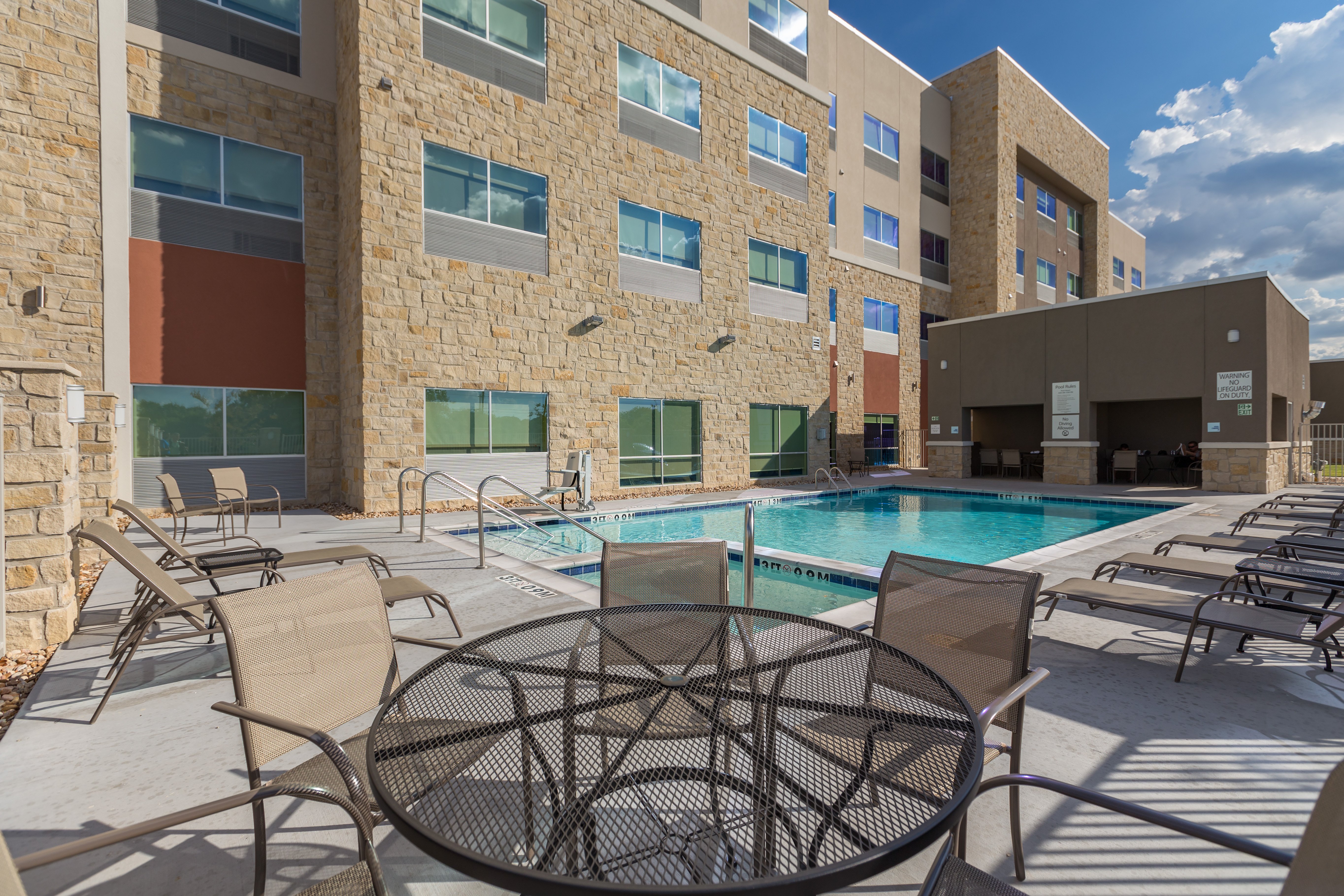 Holiday Inn Express And Suites San Marcos South 55/57