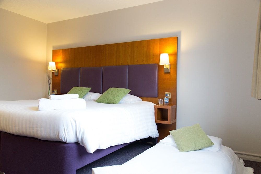Hello Hotel 20/50