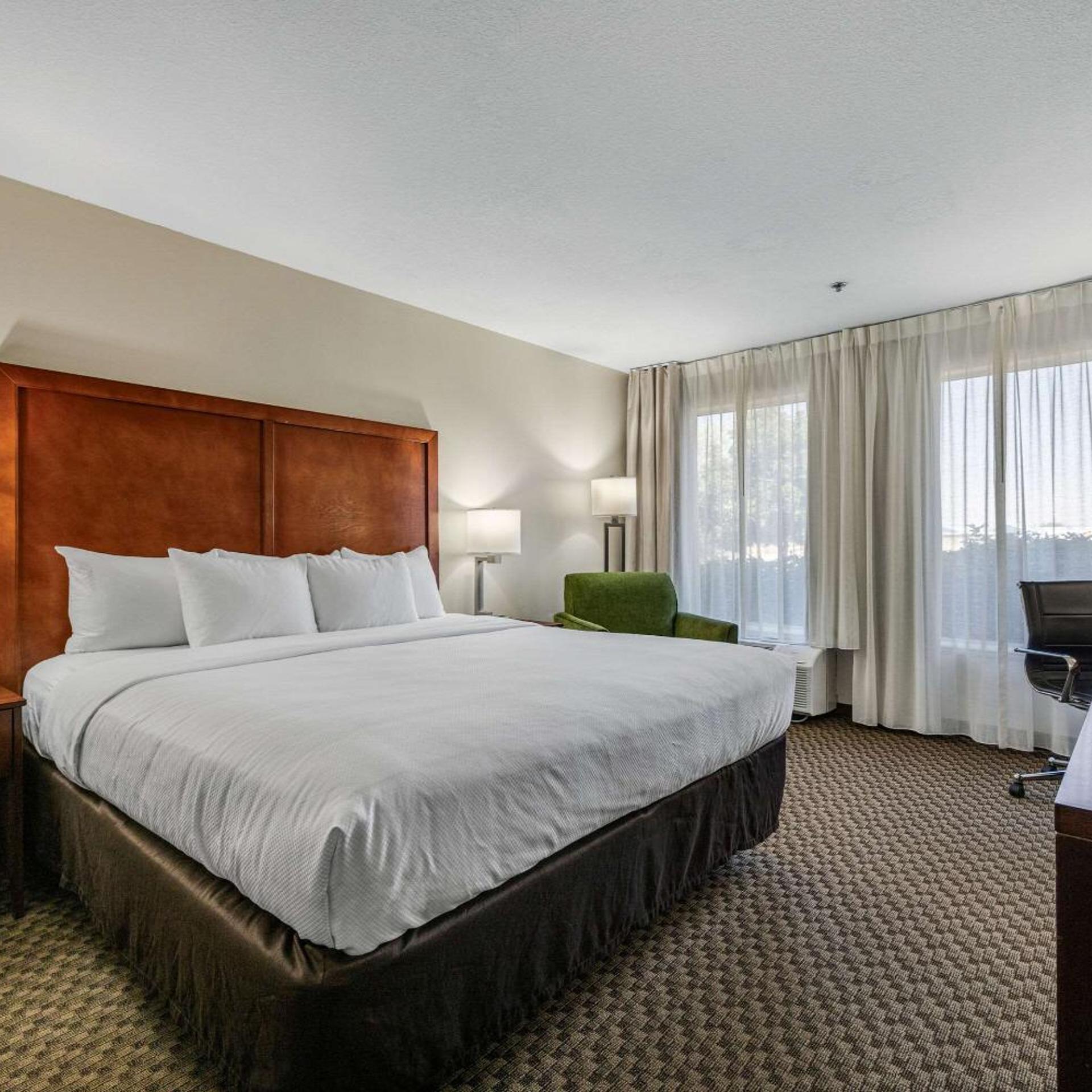 Superior, King Bed