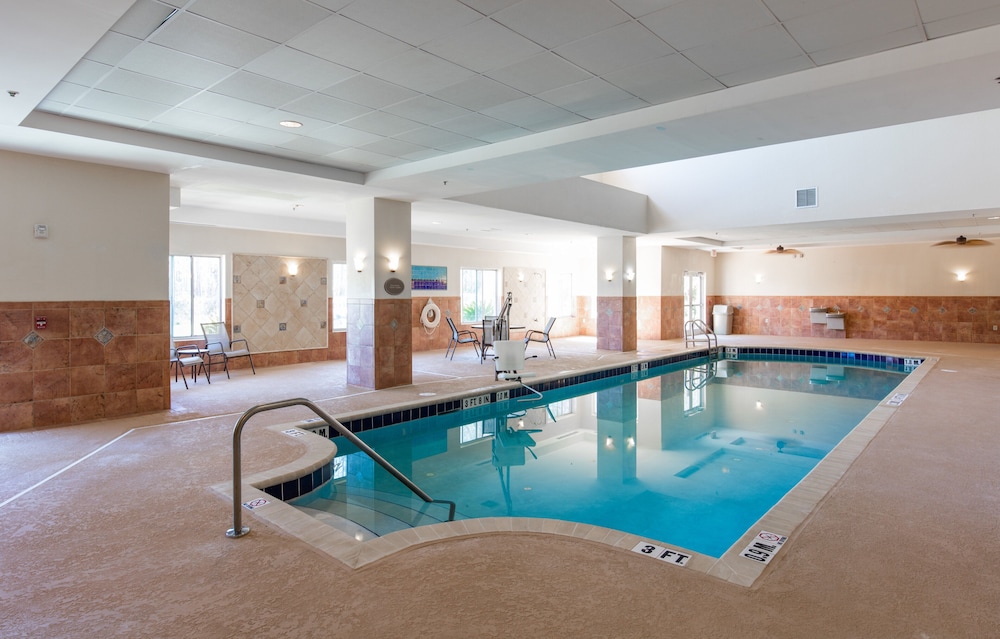 Holiday Inn Hotel And Suites Lake City 5/42