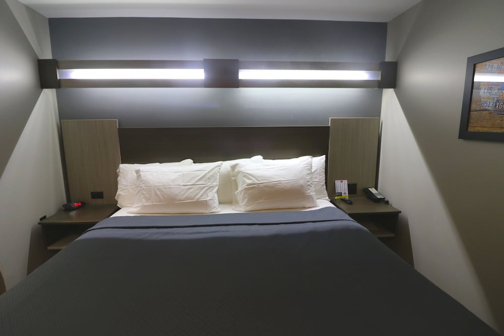 SureStay Plus Hotel by Best Western Sevierville 12/39