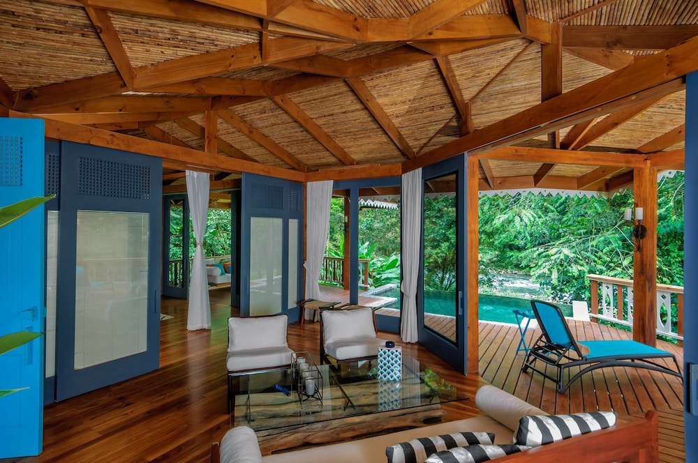 Pacuare Lodge 40/65