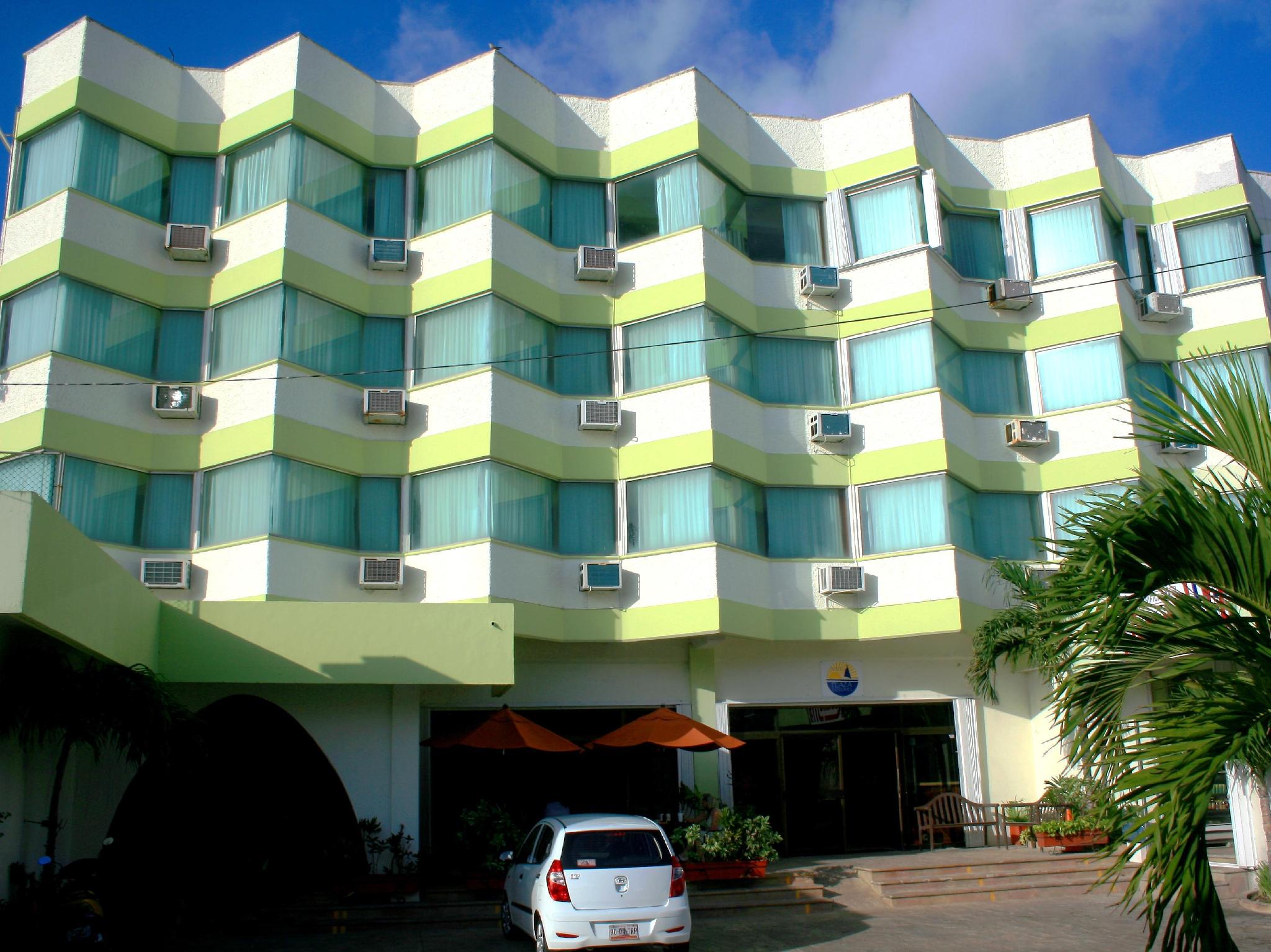 Hotel Plaza Cozumel in COZUMEL