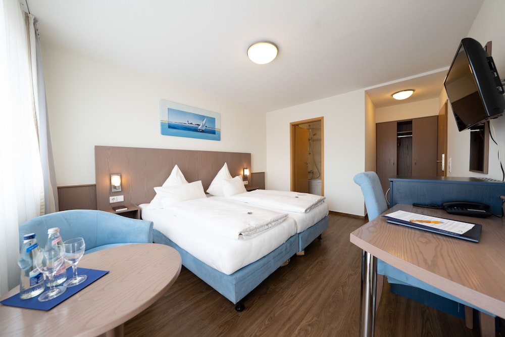 Ates Hotel Kehl 24/60