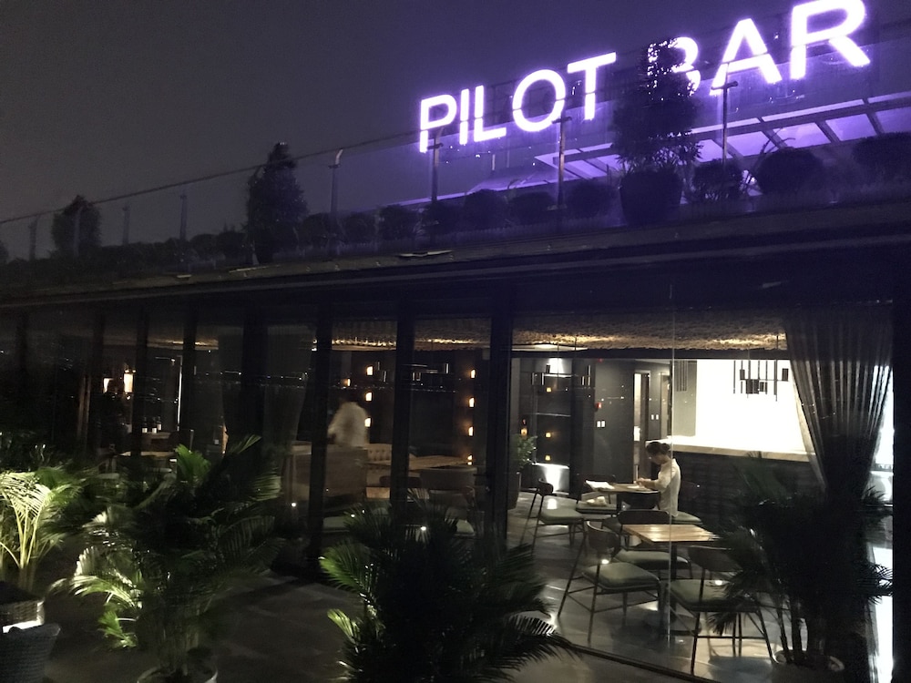 Parosand Hanoi Hotel & Apartment 2/50