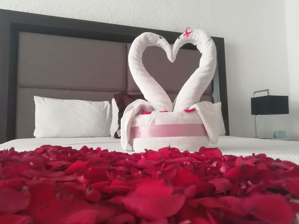Hotel Green 16 Extended Stay 33/49
