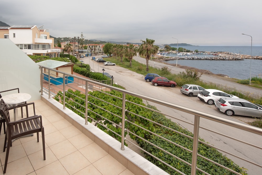 Heliotrope Boutique and Resort Hotels 59/65
