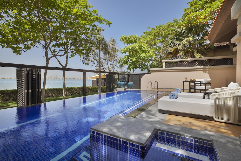 Anantara The Palm Dubai Resort 24/50
