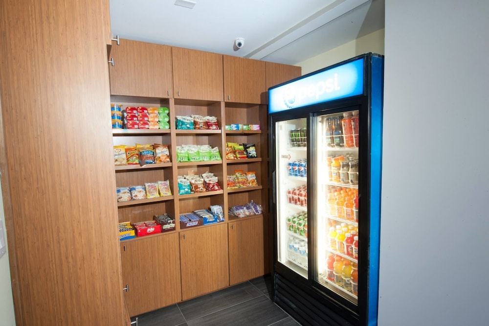 Arya Inn & Suites Farmers Branch 15/19