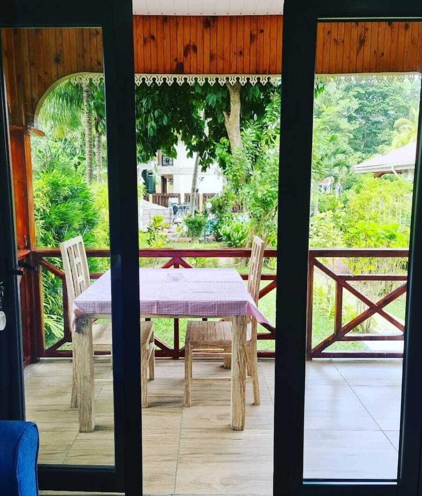 Casa de Leela La Digue 30/50