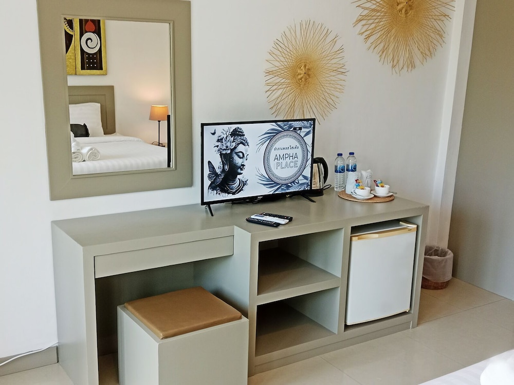 Ampha Place Hotel 42/53