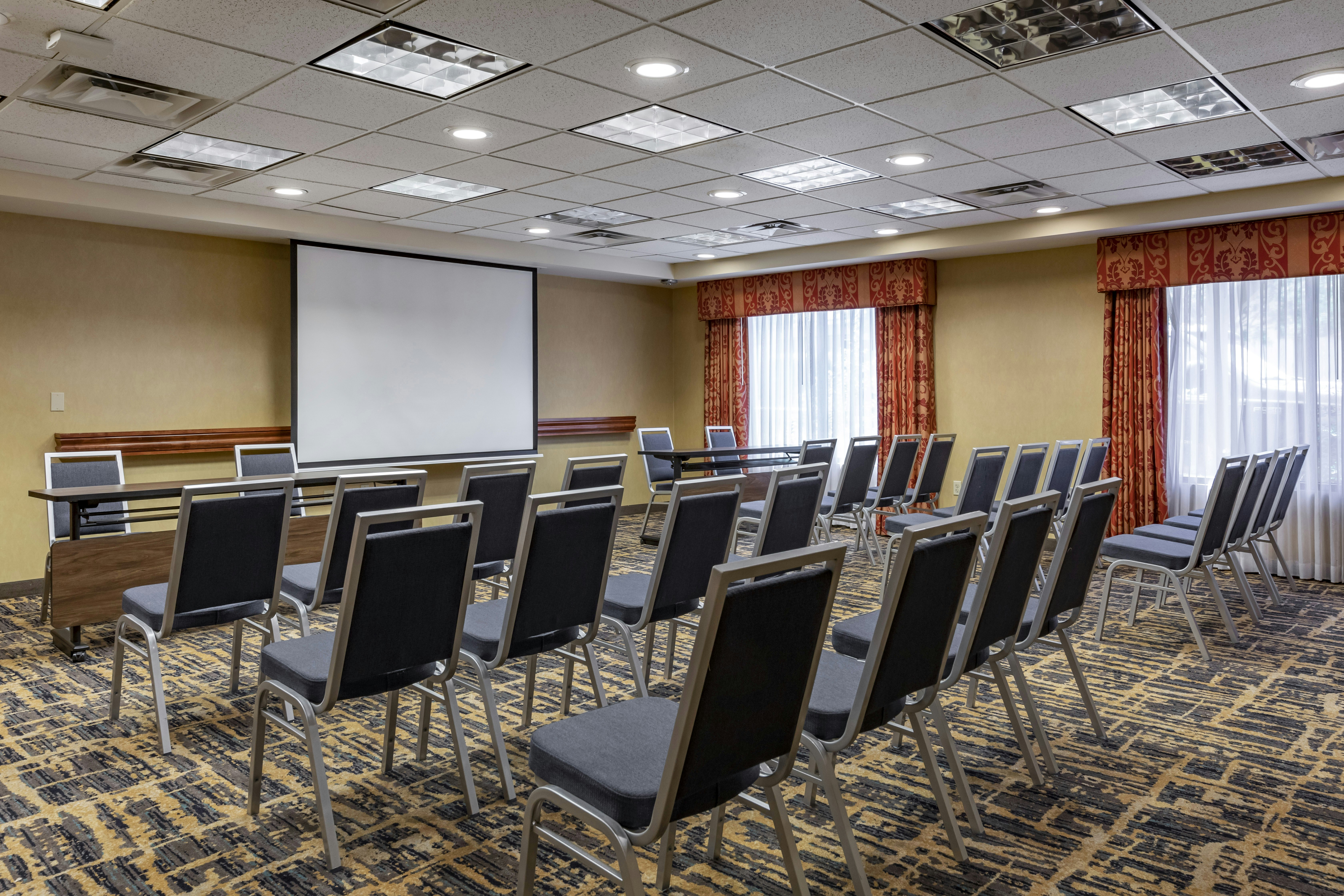 Hampton Inn Norco Corona Eastvale 53/59