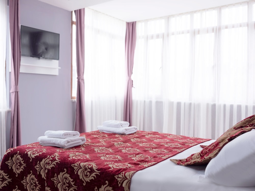 The Zanadu Istanbul 24/59