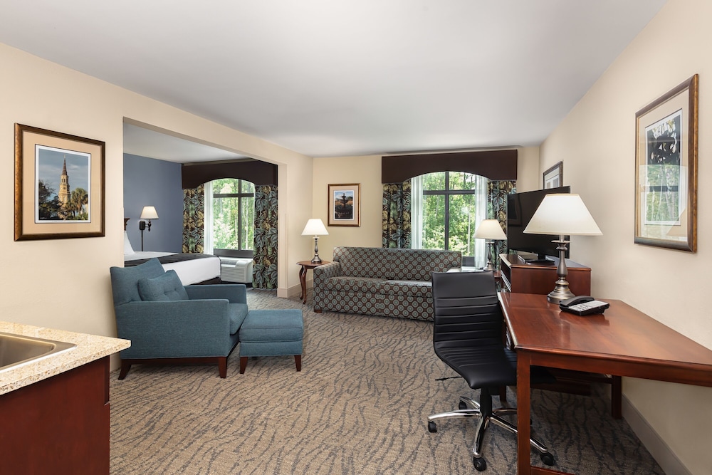 Wingate By Wyndham Charleston University Boulevard 18/23