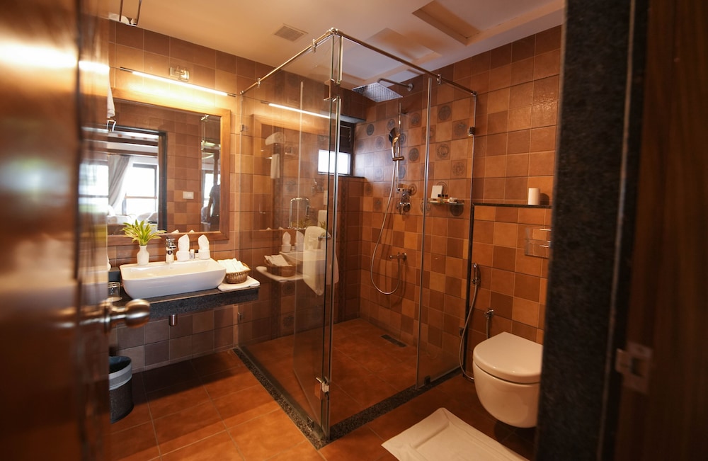 Gokulam Grand Resort and Spa Kumarakom 46/50