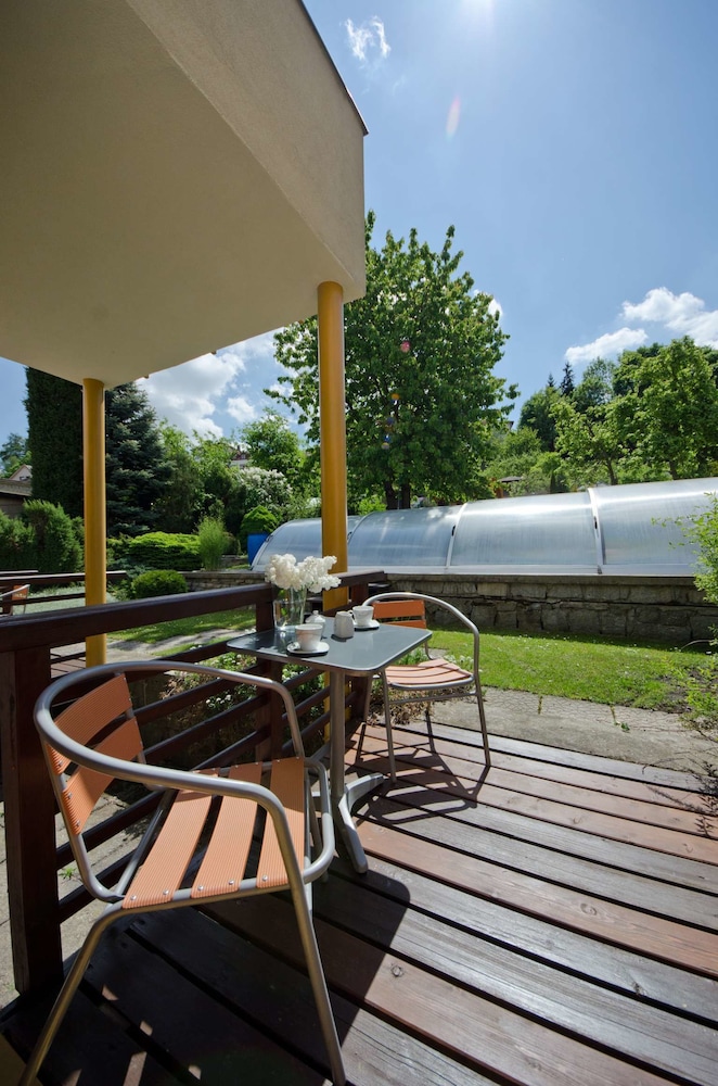 Hotel Garni Pod Skalkou 30/50
