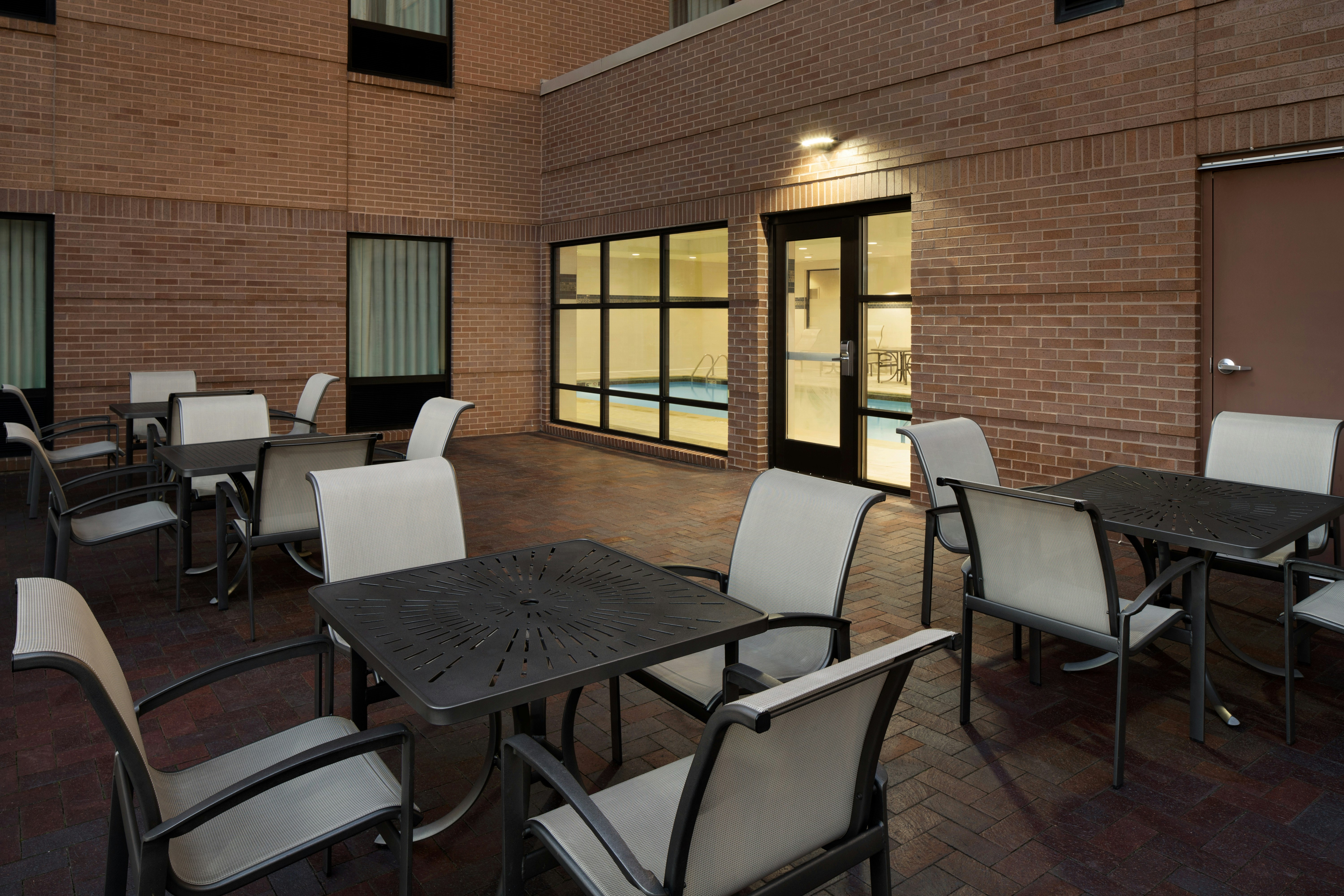Hampton Inn Suites Edgewood Aberdeen South Md 23/38