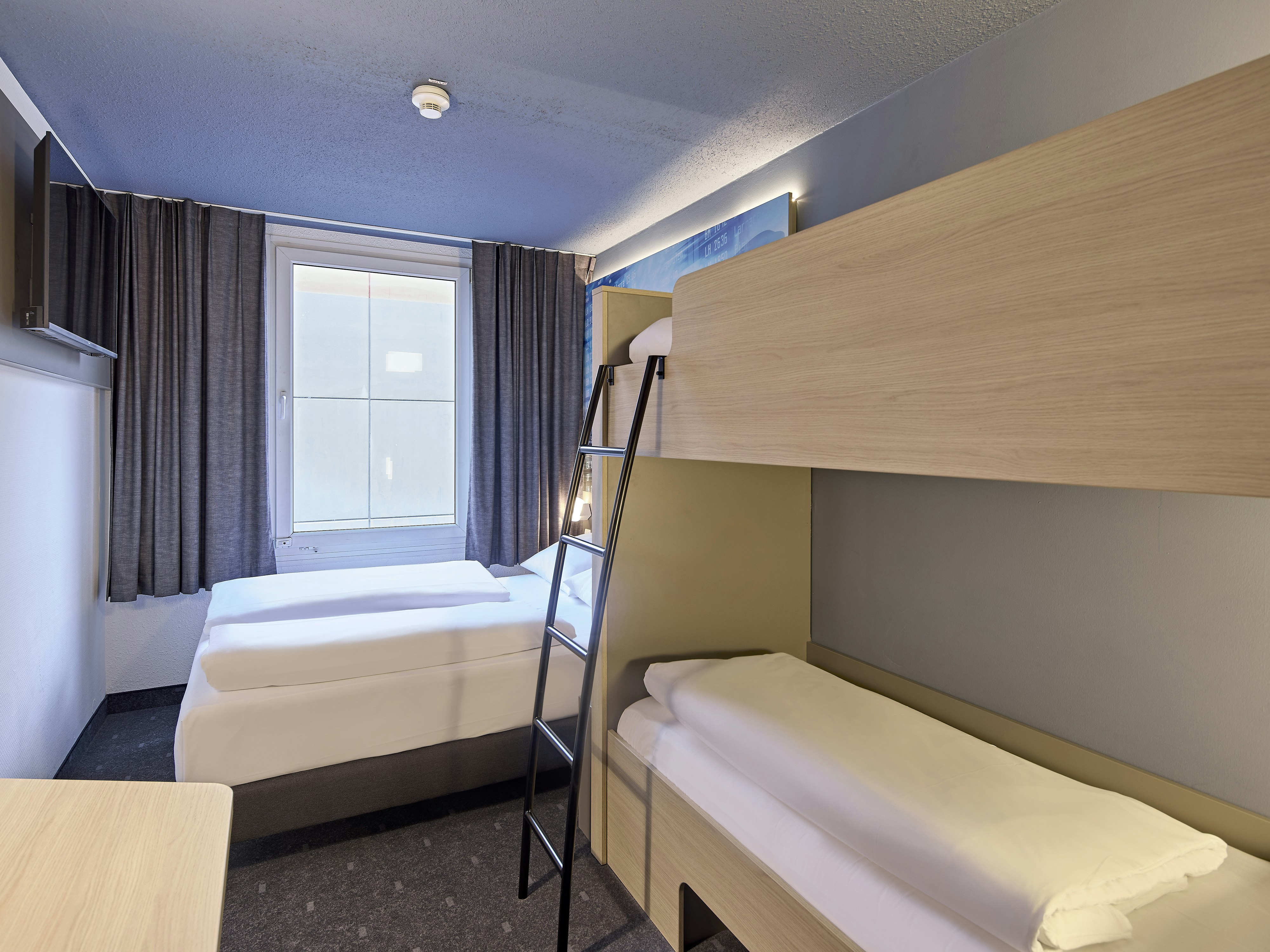 B&B Hotel Koln Airport 10/30