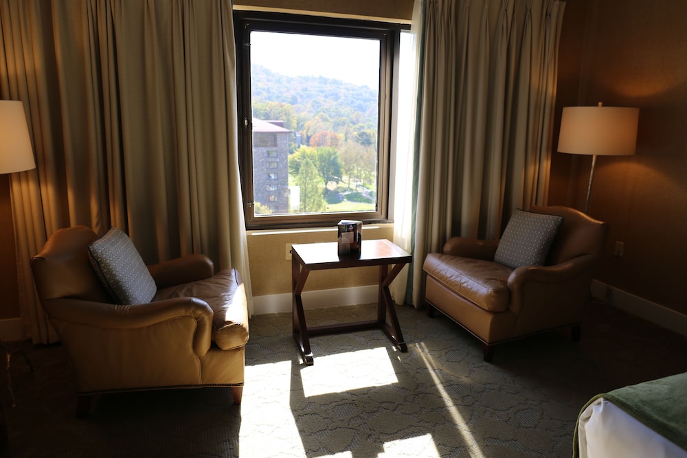 The Omni Grove Park Inn 40/77