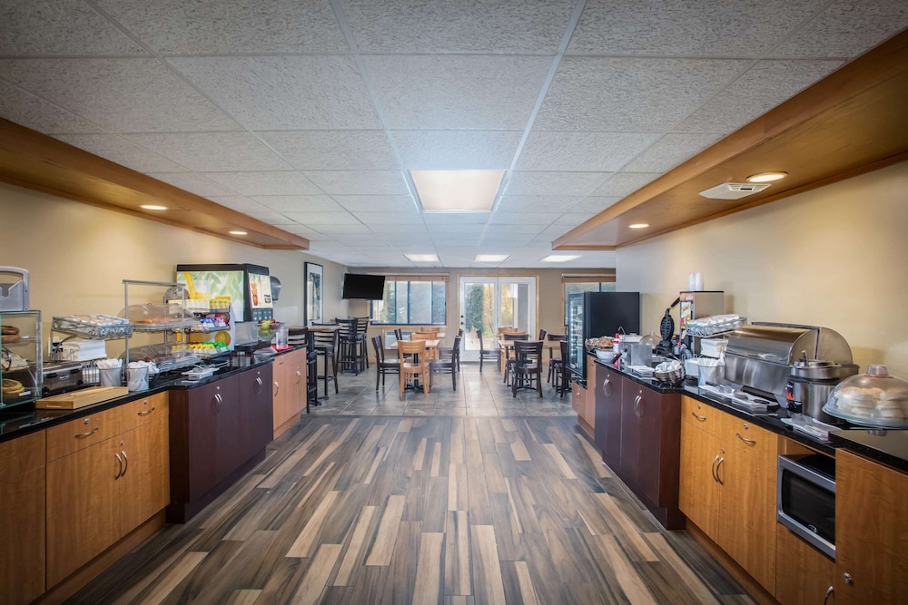 Americinn By Wyndham Baudette 47/62
