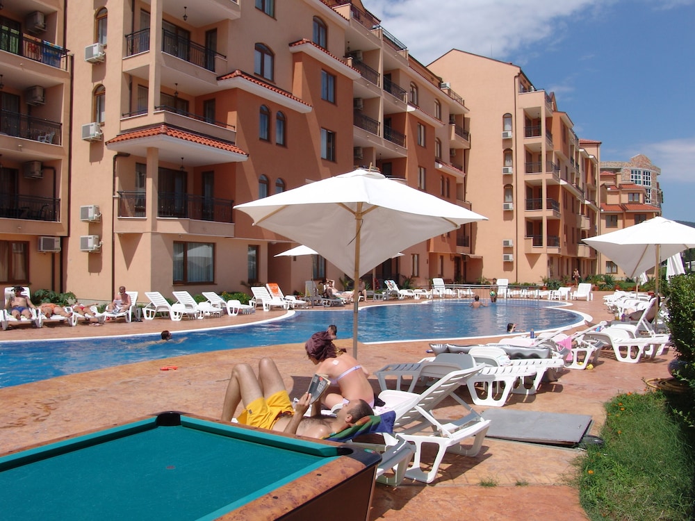 Kasandra Aparthotel 23/24