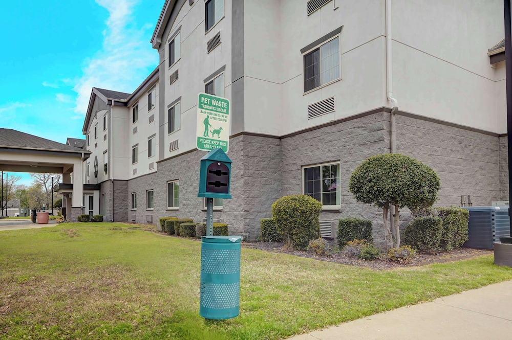 Motel6 Mesquite, TX - Balch Springs 53/60