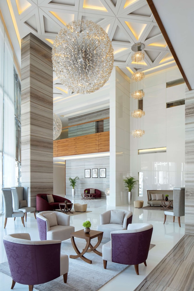 Radisson Blu Hotel Dubai Waterfront 63/78