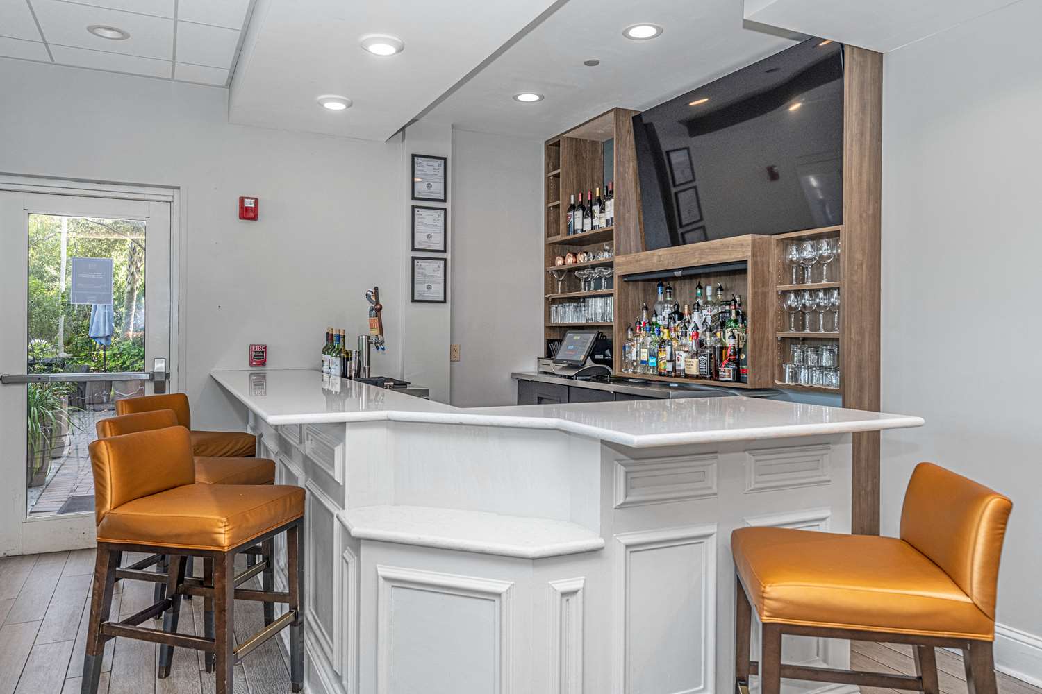 restaurant cafeteria