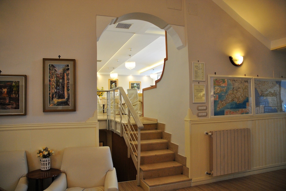 Villa Fiorita 41/53