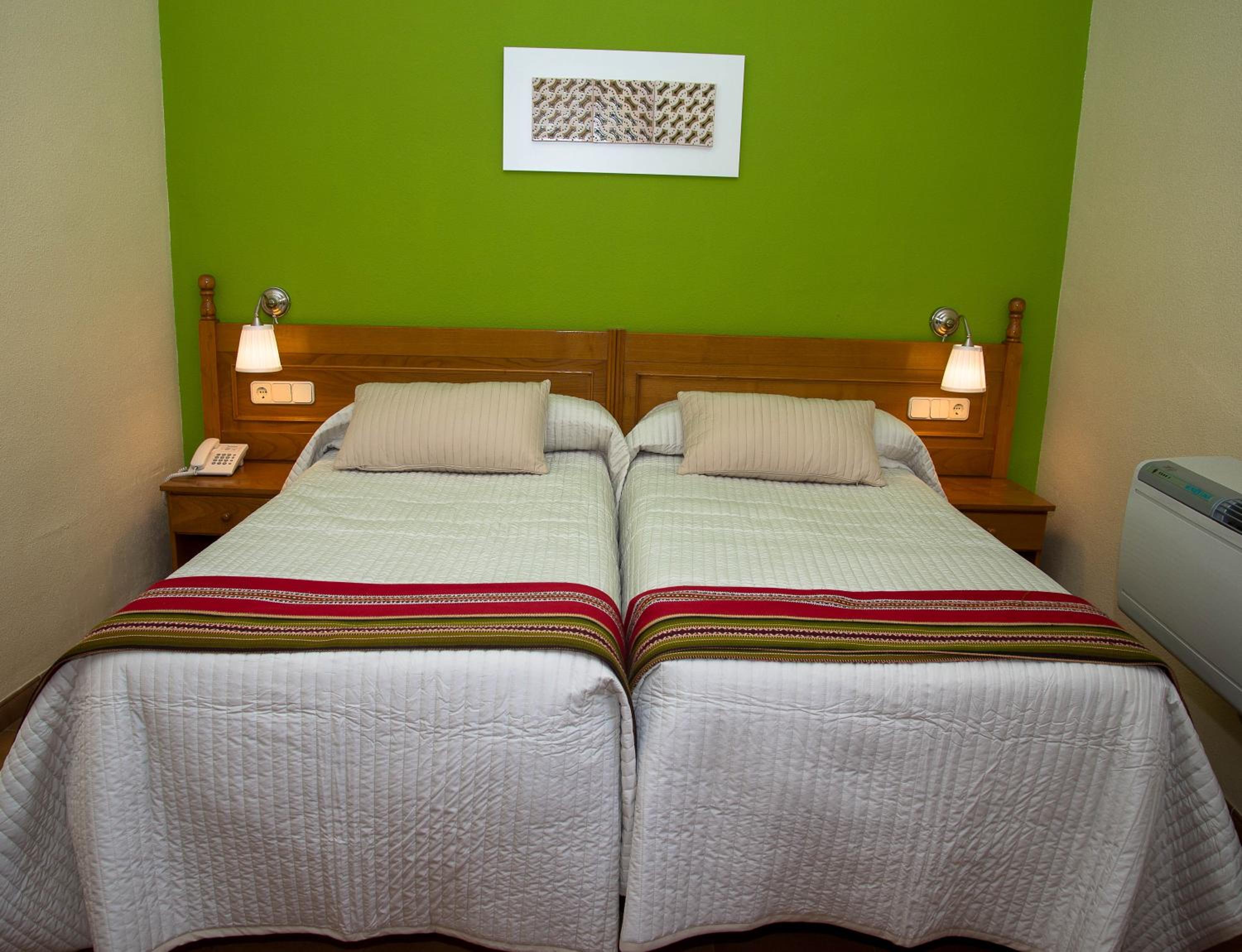Hotel Rey Don Jaime 13/55