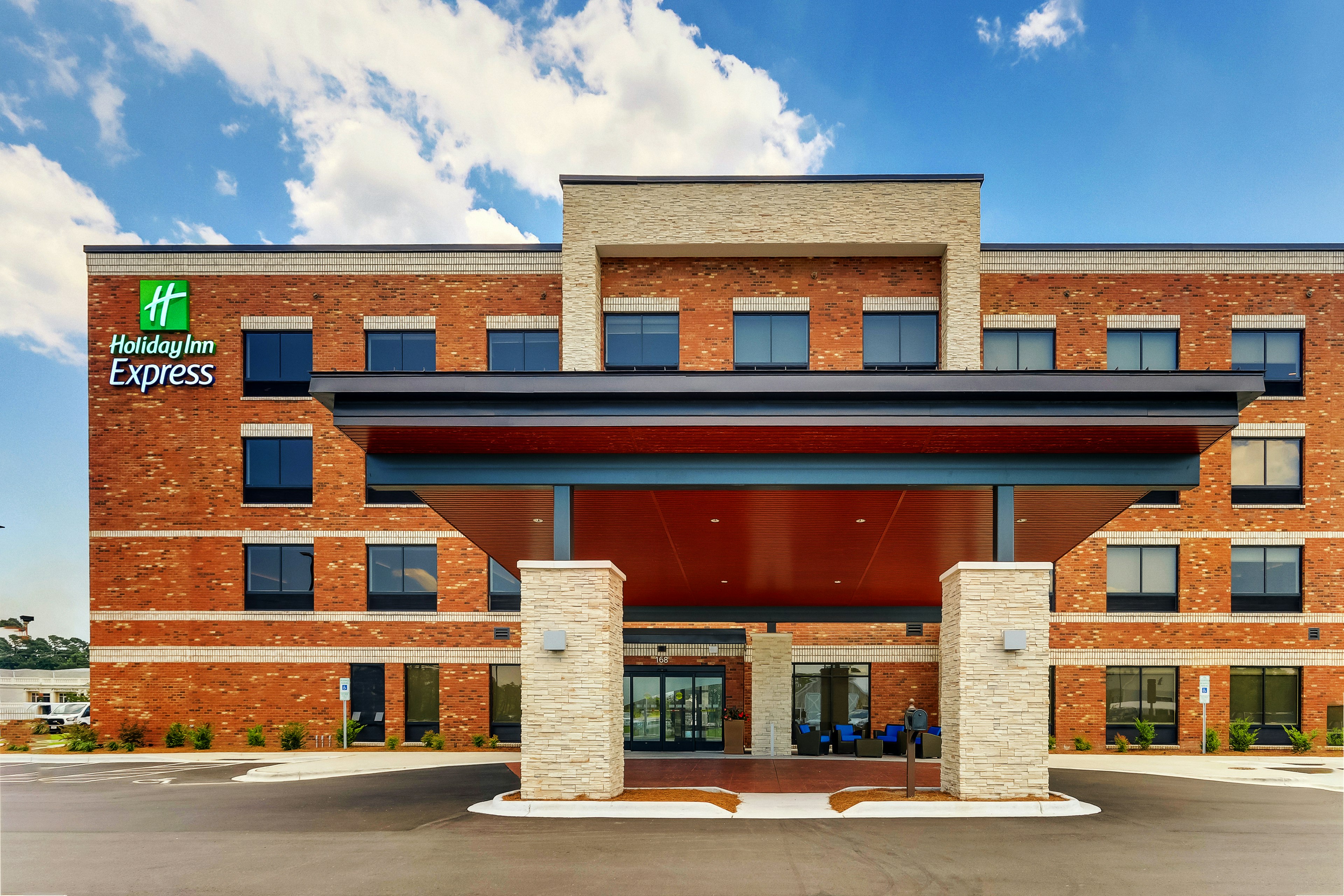 Holiday Inn Express Wilmington - Porters Neck 4/56