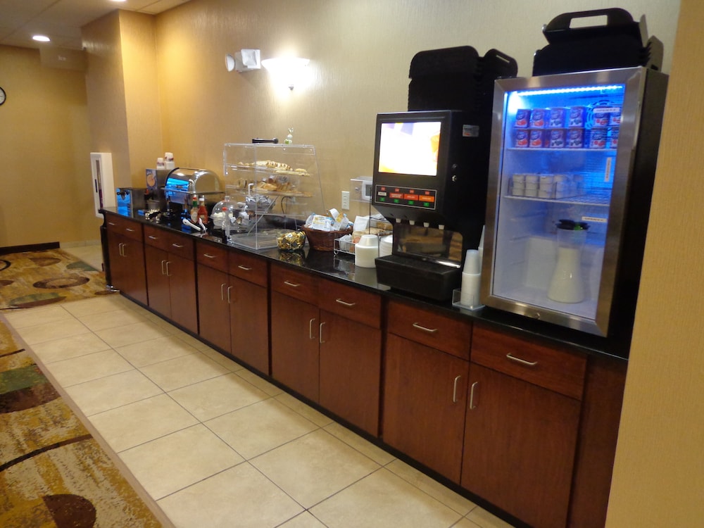 Comfort Inn & Suites Marquette - Prairie du Chien 13/55