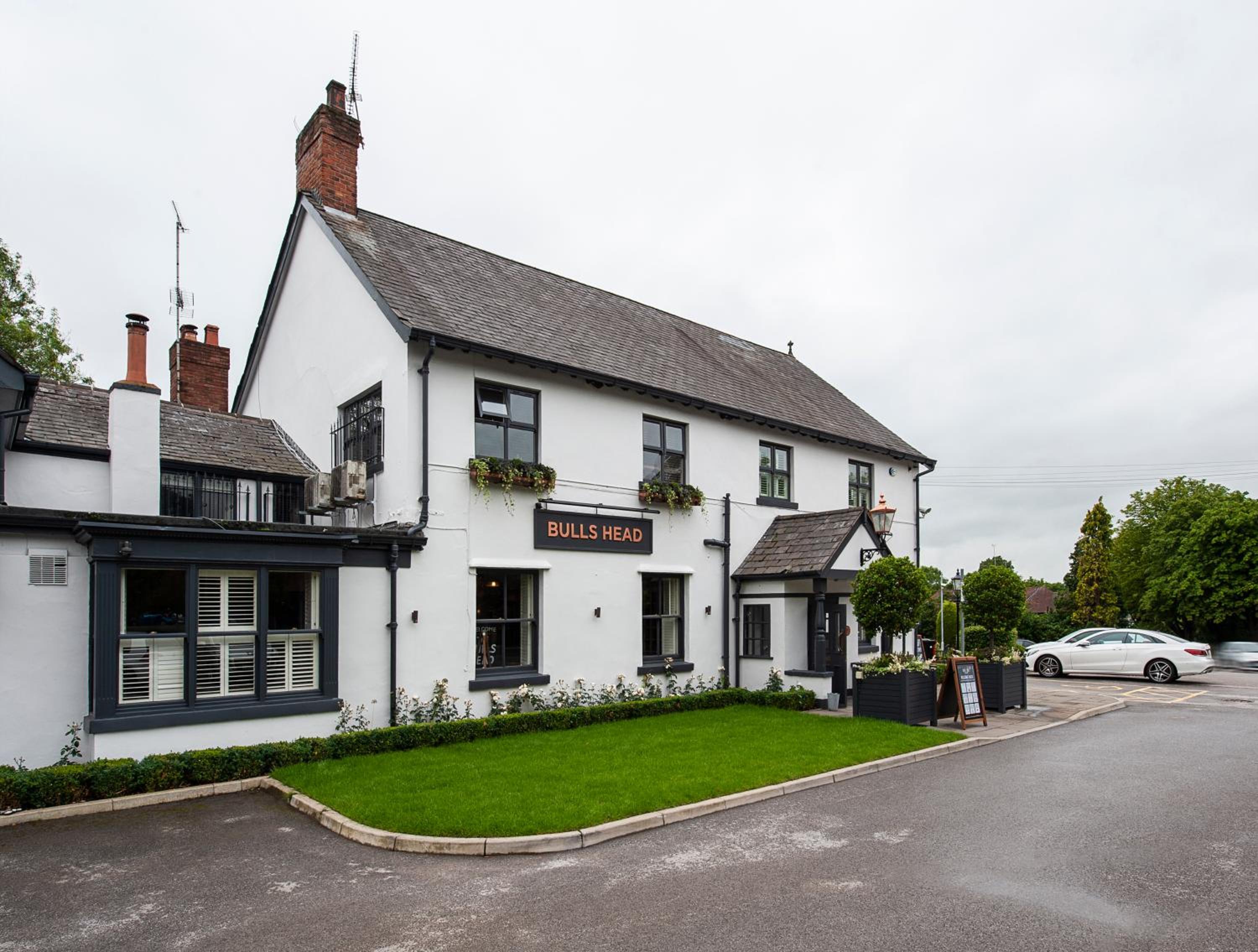 The Bulls Head Hotel 5/50